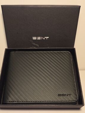 Black Carbon-Texture Money Clip Wallet